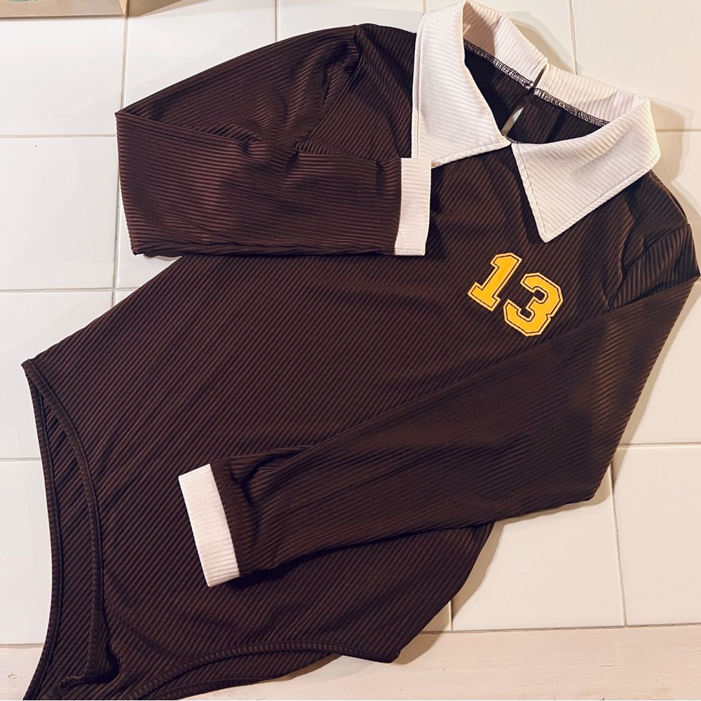Leotard/body suit Brown Ribbed Fabric white collar & cuffs cool # 13 on it❤️